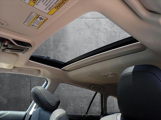 Photo of 2024 Ice Silver Metallic Subaru Outback