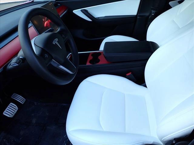 Photo of 2022 Red Multi-Coat Tesla Model Y