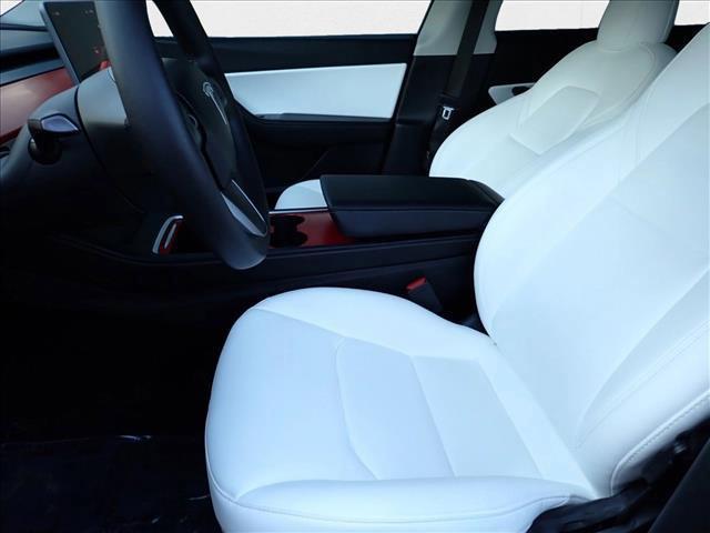 Photo of 2022 Red Multi-Coat Tesla Model Y