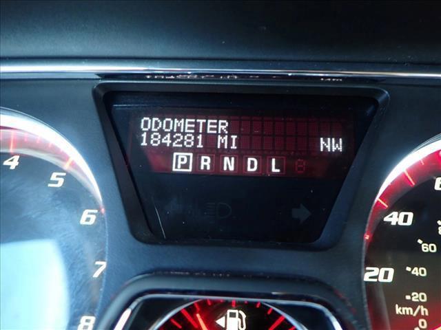Photo of 2013 White Diamond Tricoat GMC Acadia