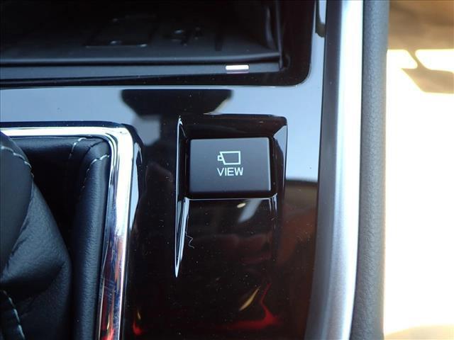 Photo of 2025 Crystal White Pearl Subaru Outback