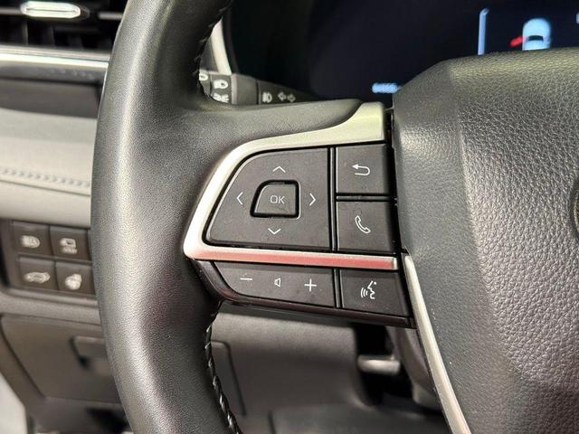 Photo of 2023 Moon Dust Toyota Highlander