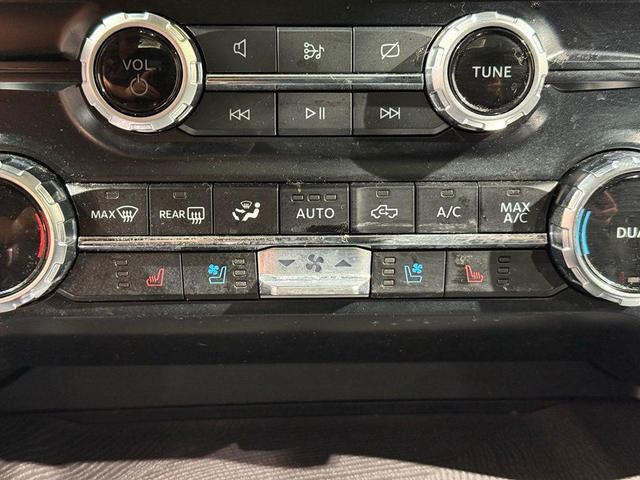 Photo of 2023 AGATE BLACK METALLIC Ford F-150