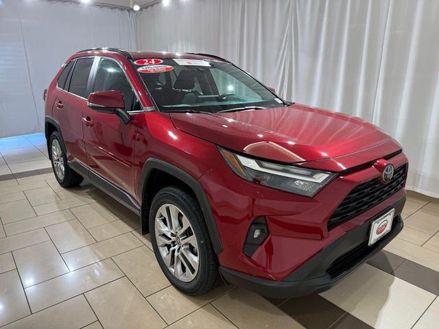 Photo of 2024 Pearl Toyota RAV4