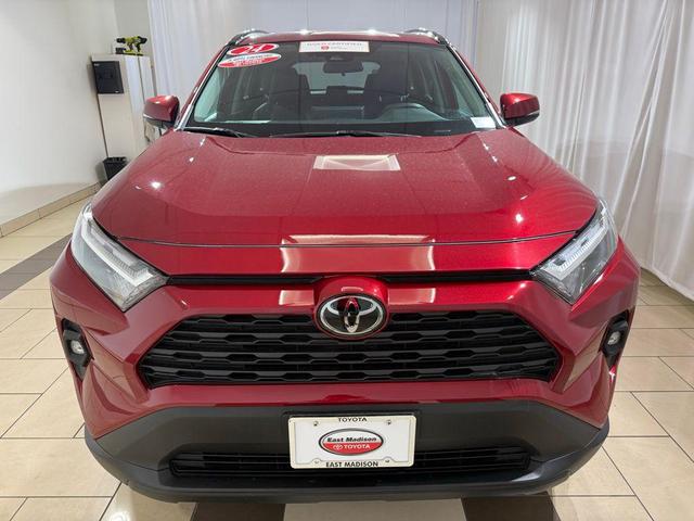 Photo of 2024 Pearl Toyota RAV4