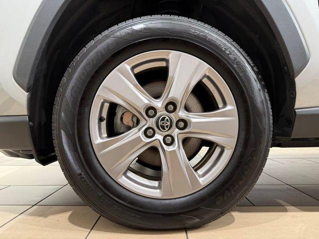 Photo of 2022 Silver Sky Toyota RAV4