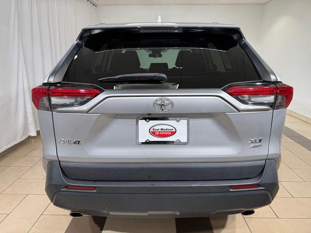 Photo of 2022 Silver Sky Toyota RAV4