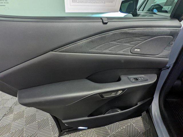 Photo of 2023 Iridium Lexus RX 350