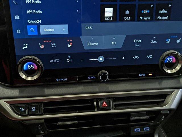 Photo of 2023 Iridium Lexus RX 350