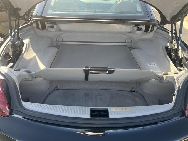 Photo of 2006 Black Lexus SC 430