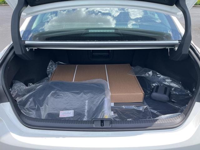 Photo of 2025  Lexus ES 300h