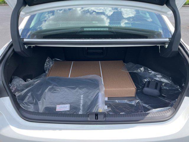 Photo of 2025 Eminent White Pearl Lexus ES 300h