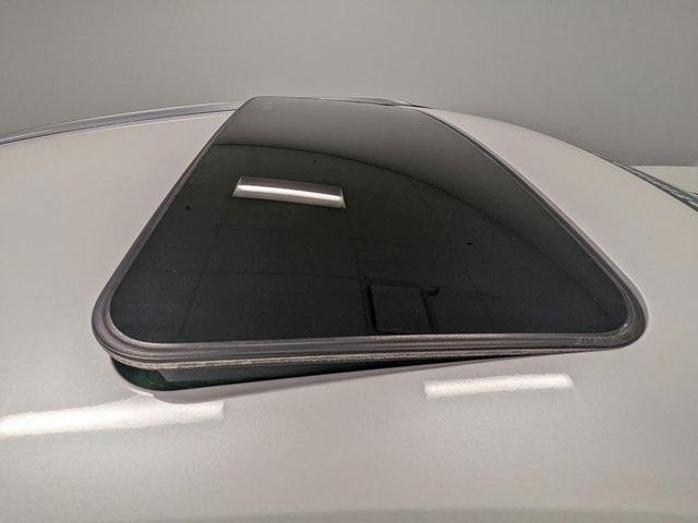Photo of 2024 Eminent White Pearl Lexus RX 350
