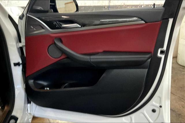Photo of 2023 Mineral White Metallic BMW X3