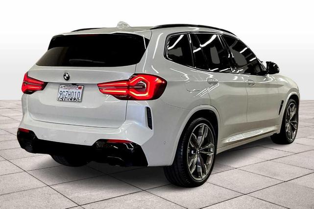 Photo of 2023 Mineral White Metallic BMW X3