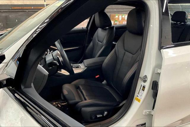 Photo of 2024 Alpine White BMW M340