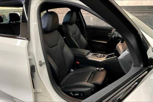Photo of 2024 Alpine White BMW M340