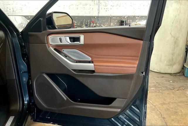 Photo of 2023 Stone Blue Metallic Ford Explorer