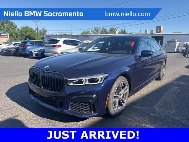 2022 BMW 750