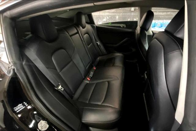 Photo of 2019 Black Tesla Model 3