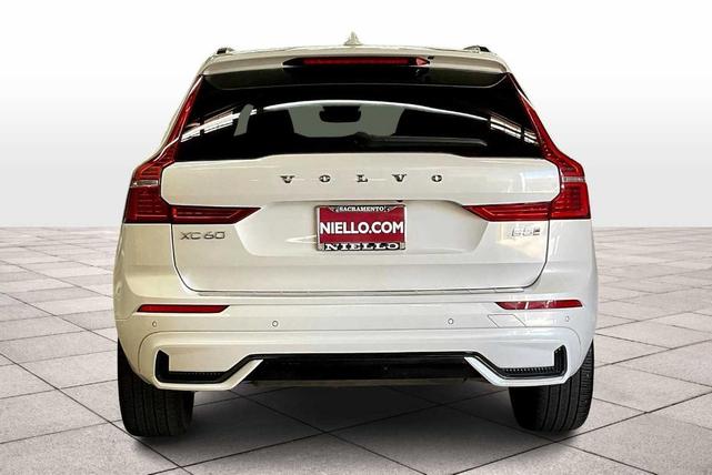 Photo of 2024 Crystal White Metallic Volvo XC60