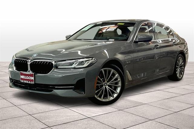 2022 BMW 530E