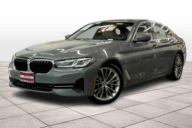 2022 BMW 530E