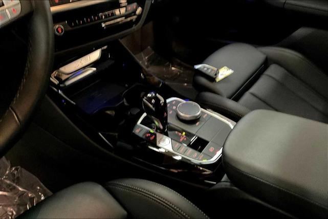 Photo of 2023 Black Sapphire Metallic BMW X3