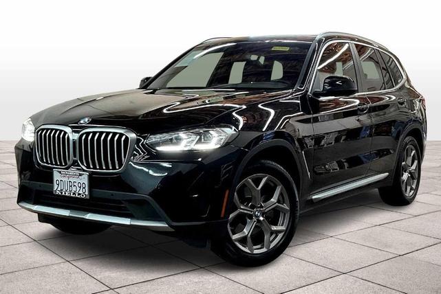 Photo of 2023 Black Sapphire Metallic BMW X3