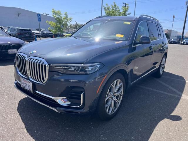 2022 BMW X7