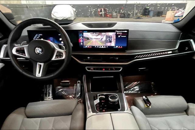 Photo of 2025 Black Sapphire Metallic BMW X5