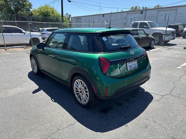 Photo of 2025 British Racing Green IV Metallic MINI Hardtop