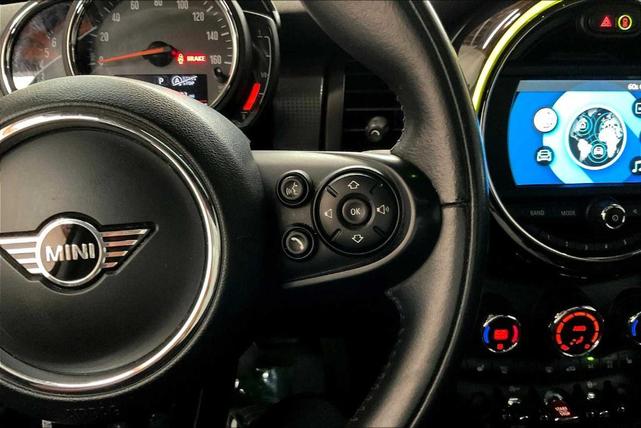 Photo of 2020 British Racing Green IV Metallic MINI Hardtop