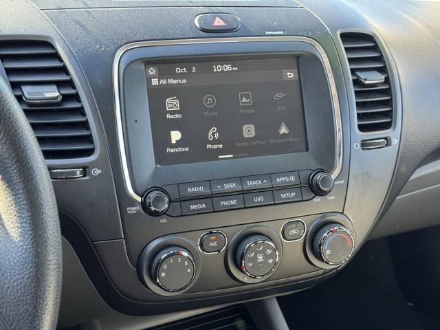 Photo of 2018 Silky Silver Kia Forte