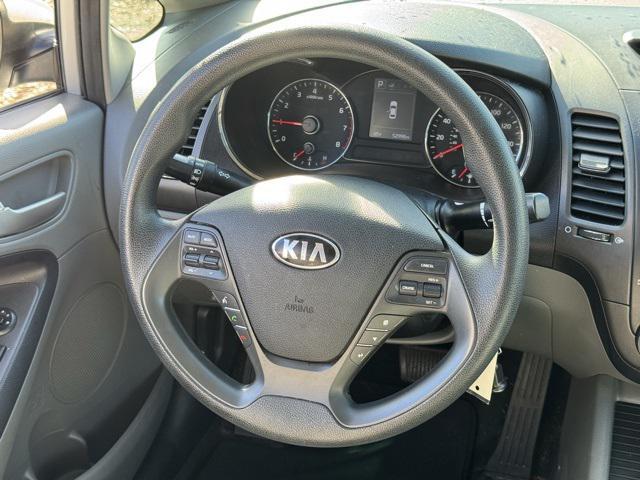 Photo of 2018 Silky Silver Kia Forte