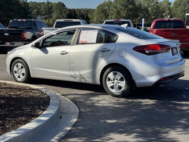 Photo of 2018 Silky Silver Kia Forte