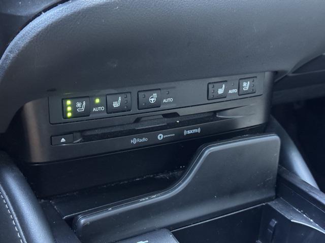 Photo of 2021 Moonbeam Beige Metallic Lexus ES 350