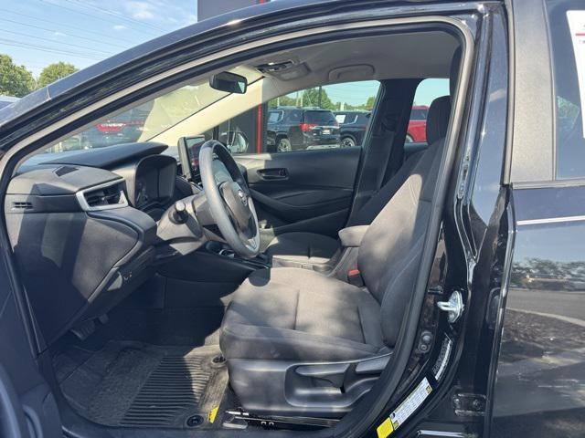Photo of 2024 Midnight Black Metallic Toyota Corolla