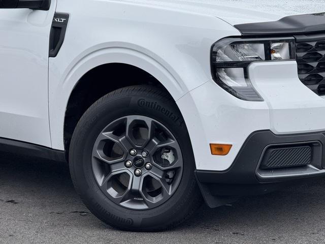 Photo of 2025 Oxford White Ford Maverick
