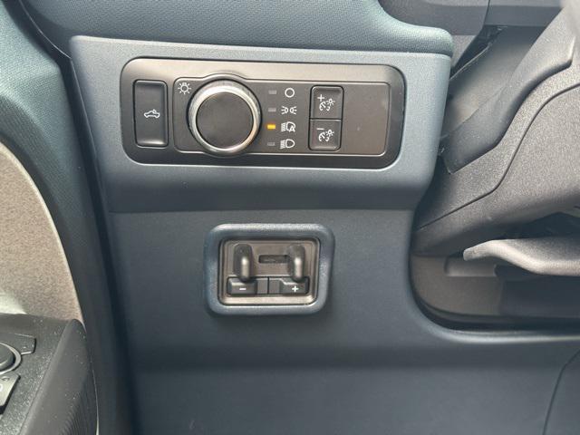 Photo of 2025 Oxford White Ford Maverick