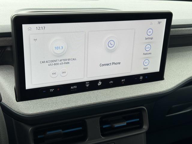 Photo of 2025 Oxford White Ford Maverick