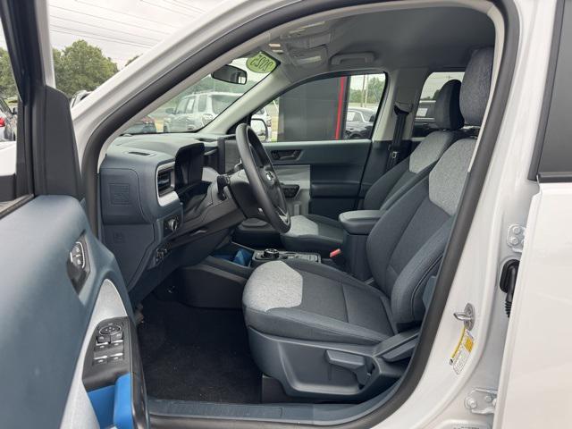 Photo of 2025 Oxford White Ford Maverick