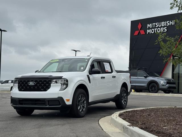 Photo of 2025 Oxford White Ford Maverick