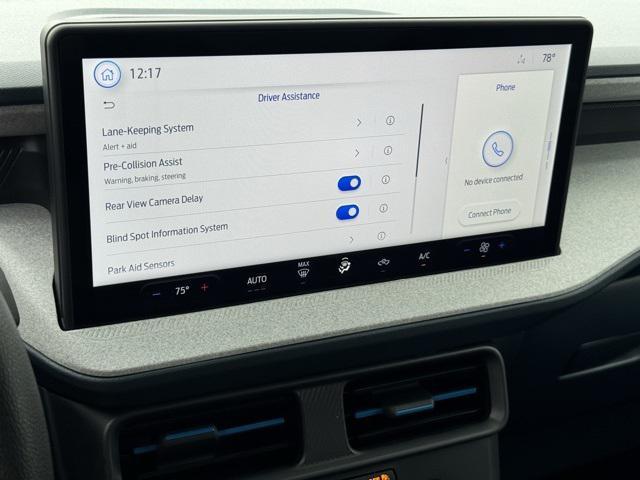 Photo of 2025 Oxford White Ford Maverick