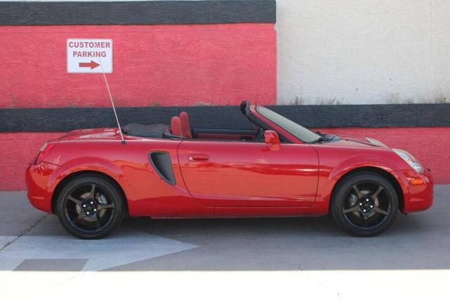 2005 Toyota MR2