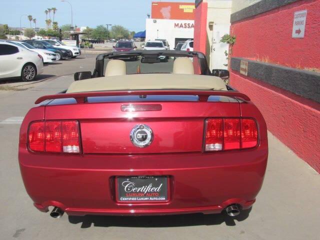 Photo of 2007 Red Ford Mustang