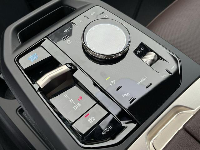 Photo of 2026 Black Sapphire Metallic BMW iX