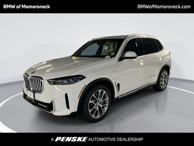Photo of 2026 Alpine White BMW X5 PHEV