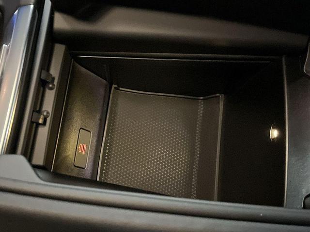 Photo of 2026 Alpine White BMW X5 PHEV