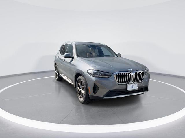 Photo of 2023 Skyscraper Gray Metallic BMW X3